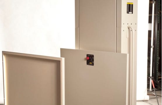 Signature Elevators & Accessible logo