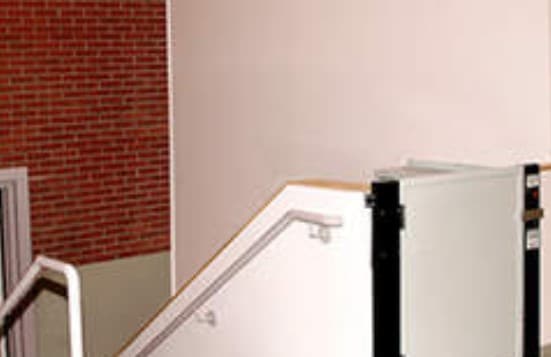 Signature Elevators & Accessible logo